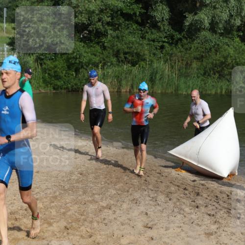 21.06.2026 - 29. Vierlanden-Triathlon Andreas Tolksdorf http://msf.ph/oto/9853726 21.06.2026 08:43:49 Schwimmen 112, 154, 197, 1355 meine-sportfotos.de