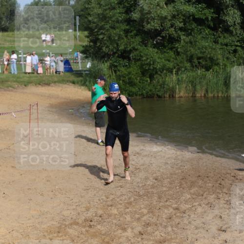 21.06.2026 - 29. Vierlanden-Triathlon Andreas Tolksdorf http://msf.ph/oto/9853757 21.06.2026 08:44:12 Schwimmen 4, 29, 34, 202 meine-sportfotos.de