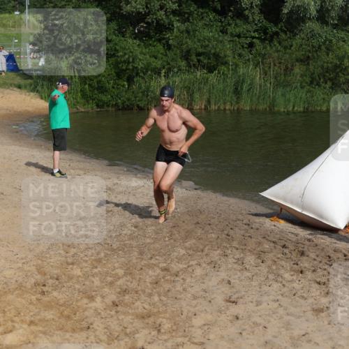 21.06.2026 - 29. Vierlanden-Triathlon Andreas Tolksdorf http://msf.ph/oto/9853763 21.06.2026 08:44:17 Schwimmen 34, 202 meine-sportfotos.de