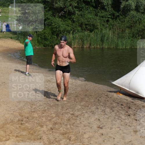 21.06.2026 - 29. Vierlanden-Triathlon Andreas Tolksdorf http://msf.ph/oto/9853768 21.06.2026 08:44:17 Schwimmen 34, 202 meine-sportfotos.de