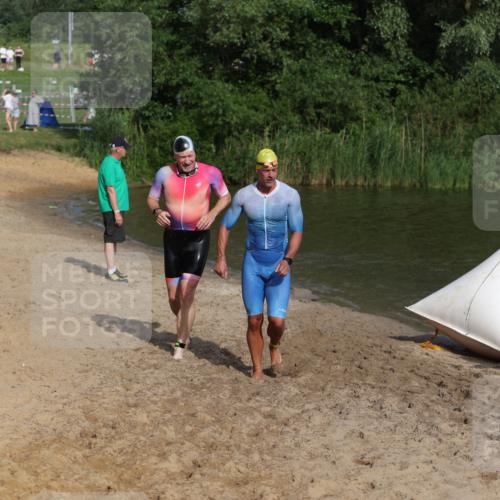 21.06.2026 - 29. Vierlanden-Triathlon Andreas Tolksdorf http://msf.ph/oto/9853793 21.06.2026 08:44:26 Schwimmen 142, 196, 202 meine-sportfotos.de