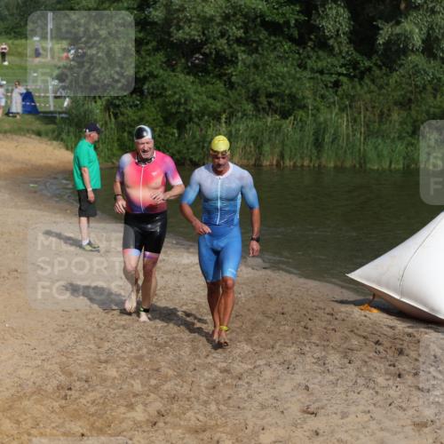21.06.2026 - 29. Vierlanden-Triathlon Andreas Tolksdorf http://msf.ph/oto/9853796 21.06.2026 08:44:26 Schwimmen 142, 196, 202 meine-sportfotos.de