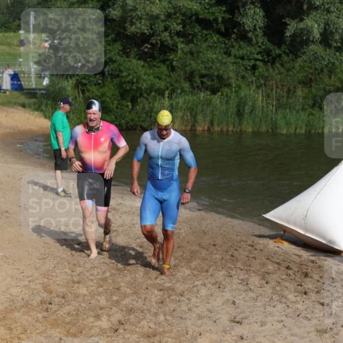 21.06.2026 - 29. Vierlanden-Triathlon Andreas Tolksdorf http://msf.ph/oto/9853801 21.06.2026 08:44:26 Schwimmen 142, 196, 202 meine-sportfotos.de