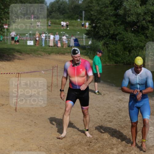 21.06.2026 - 29. Vierlanden-Triathlon Andreas Tolksdorf http://msf.ph/oto/9853805 21.06.2026 08:44:28 Schwimmen 39, 142, 196 meine-sportfotos.de