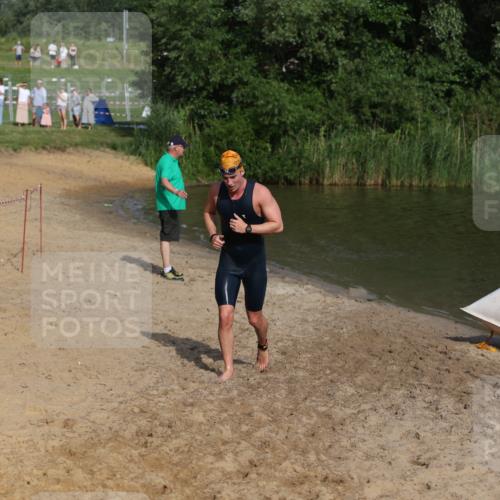 21.06.2026 - 29. Vierlanden-Triathlon Andreas Tolksdorf http://msf.ph/oto/9853808 21.06.2026 08:44:35 Schwimmen 39, 104, 142, 160, 196 meine-sportfotos.de