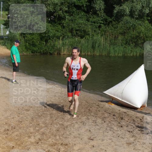 21.06.2026 - 29. Vierlanden-Triathlon Andreas Tolksdorf http://msf.ph/oto/9853825 21.06.2026 08:44:41 Schwimmen 39, 104, 160, 184 meine-sportfotos.de