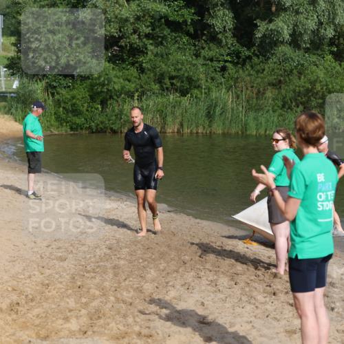 21.06.2026 - 29. Vierlanden-Triathlon Andreas Tolksdorf http://msf.ph/oto/9853873 21.06.2026 08:45:13 Schwimmen 69, 219 meine-sportfotos.de