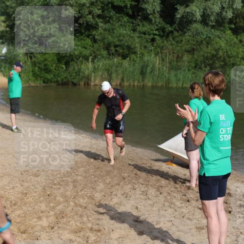 21.06.2026 - 29. Vierlanden-Triathlon Andreas Tolksdorf http://msf.ph/oto/9853882 21.06.2026 08:45:16 Schwimmen 69, 169, 174, 219 meine-sportfotos.de