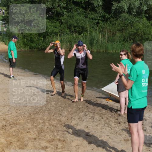 21.06.2026 - 29. Vierlanden-Triathlon Andreas Tolksdorf http://msf.ph/oto/9853889 21.06.2026 08:45:23 Schwimmen 69, 169, 173, 174, 219 meine-sportfotos.de