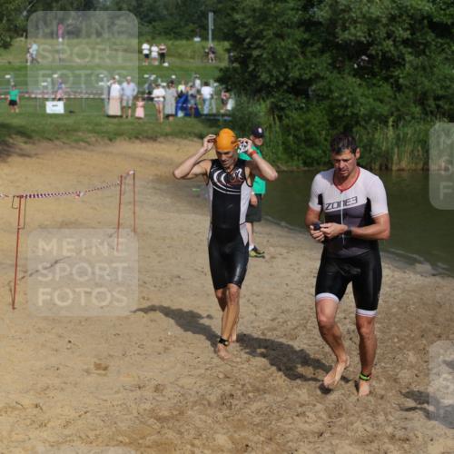 21.06.2026 - 29. Vierlanden-Triathlon Andreas Tolksdorf http://msf.ph/oto/9853903 21.06.2026 08:45:25 Schwimmen 69, 169, 173, 174, 219 meine-sportfotos.de