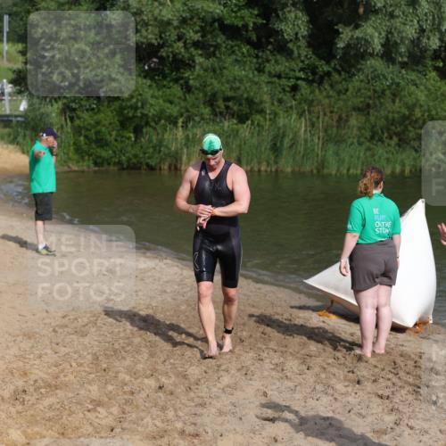 21.06.2026 - 29. Vierlanden-Triathlon Andreas Tolksdorf http://msf.ph/oto/9853909 21.06.2026 08:45:33 Schwimmen 141, 173 meine-sportfotos.de