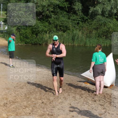 21.06.2026 - 29. Vierlanden-Triathlon Andreas Tolksdorf http://msf.ph/oto/9853910 21.06.2026 08:45:33 Schwimmen 141, 173 meine-sportfotos.de