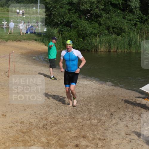21.06.2026 - 29. Vierlanden-Triathlon Andreas Tolksdorf http://msf.ph/oto/9853918 21.06.2026 08:45:43 Schwimmen 89, 141, 147, 165 meine-sportfotos.de