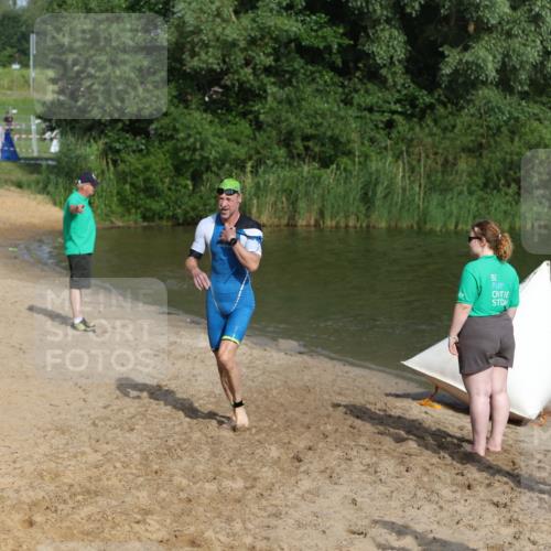 21.06.2026 - 29. Vierlanden-Triathlon Andreas Tolksdorf http://msf.ph/oto/9853932 21.06.2026 08:45:45 Schwimmen 89, 141, 147, 165 meine-sportfotos.de