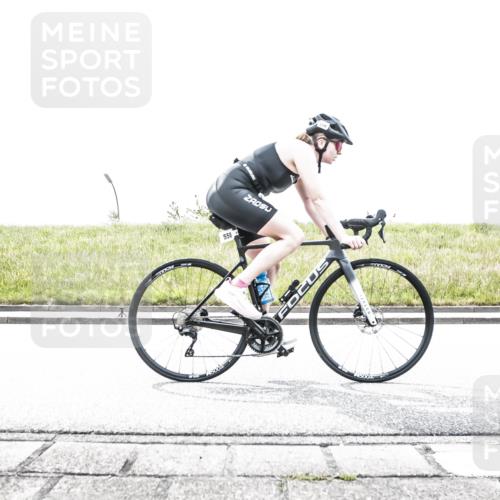 21.06.2026 - 29. Vierlanden-Triathlon H.Heesch http://msf.ph/oto/9853952 21.06.2026 10:29:01 Radfahren 494, 499, 553, 558, 565, 601 meine-sportfotos.de