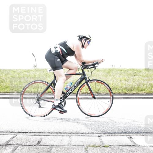 21.06.2026 - 29. Vierlanden-Triathlon H.Heesch http://msf.ph/oto/9853955 21.06.2026 10:29:04 Radfahren 247, 494, 499, 553, 558, 565, 601, 603 meine-sportfotos.de