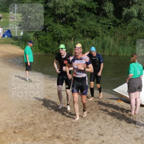 21.06.2026 - 29. Vierlanden-Triathlon Andreas Tolksdorf http://msf.ph/oto/9853979 21.06.2026 08:45:51 Schwimmen 84, 89, 131, 147, 165 meine-sportfotos.de