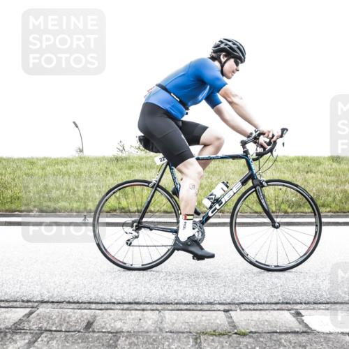 21.06.2026 - 29. Vierlanden-Triathlon H.Heesch http://msf.ph/oto/9853988 21.06.2026 10:29:56 Radfahren 22, 56, 113, 492, 502, 518, 548, 571 meine-sportfotos.de