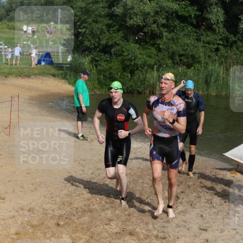 21.06.2026 - 29. Vierlanden-Triathlon Andreas Tolksdorf http://msf.ph/oto/9854014 21.06.2026 08:45:51 Schwimmen 84, 89, 131, 147, 165 meine-sportfotos.de