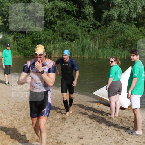 21.06.2026 - 29. Vierlanden-Triathlon Andreas Tolksdorf http://msf.ph/oto/9854025 21.06.2026 08:45:53 Schwimmen 84, 89, 131, 147 meine-sportfotos.de