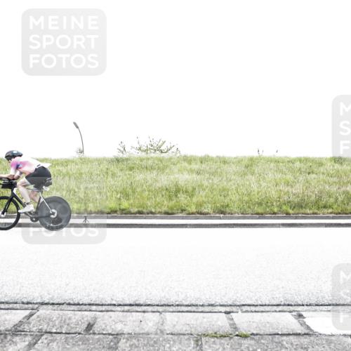21.06.2026 - 29. Vierlanden-Triathlon H.Heesch http://msf.ph/oto/9854026 21.06.2026 10:31:00 Radfahren 142, 175, 360, 505, 523, 580, 623 meine-sportfotos.de