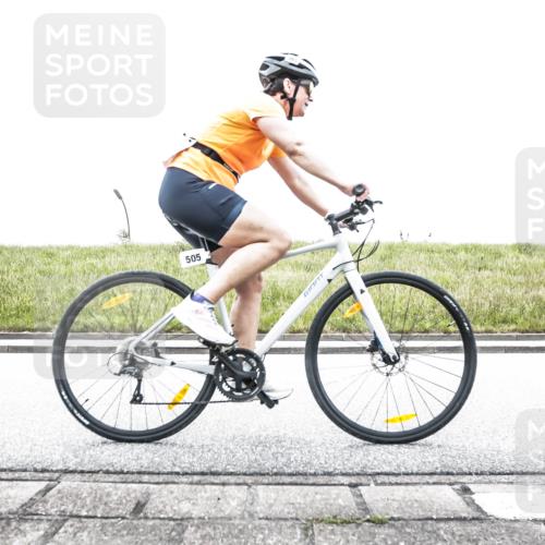 21.06.2026 - 29. Vierlanden-Triathlon H.Heesch http://msf.ph/oto/9854027 21.06.2026 10:31:02 Radfahren 175, 360, 505, 523, 580, 623 meine-sportfotos.de