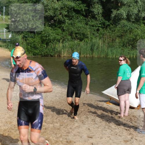 21.06.2026 - 29. Vierlanden-Triathlon Andreas Tolksdorf http://msf.ph/oto/9854055 21.06.2026 08:45:53 Schwimmen 84, 89, 131, 147 meine-sportfotos.de