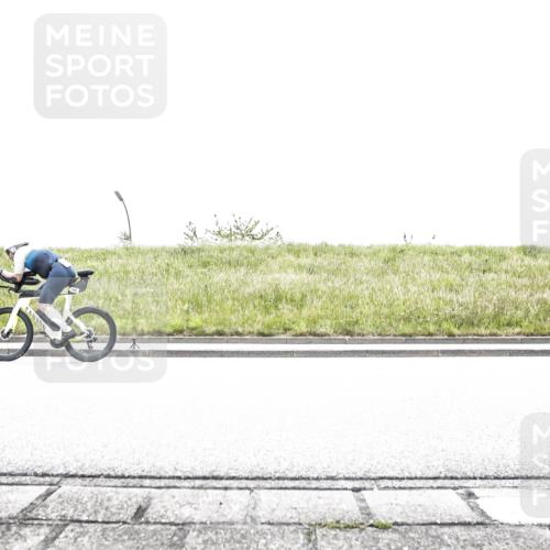 21.06.2026 - 29. Vierlanden-Triathlon H.Heesch http://msf.ph/oto/9854069 21.06.2026 10:32:27 Radfahren 12, 13, 54, 84, 165, 169, 199, 239, 324, 595 meine-sportfotos.de