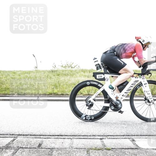 21.06.2026 - 29. Vierlanden-Triathlon H.Heesch http://msf.ph/oto/9854072 21.06.2026 10:32:31 Radfahren 12, 13, 54, 93, 217, 239, 299, 302, 324 meine-sportfotos.de