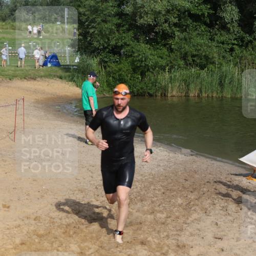 21.06.2026 - 29. Vierlanden-Triathlon Andreas Tolksdorf http://msf.ph/oto/9854086 21.06.2026 08:46:03 Schwimmen 84, 131 meine-sportfotos.de
