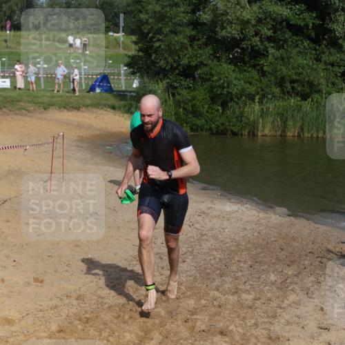 21.06.2026 - 29. Vierlanden-Triathlon Andreas Tolksdorf http://msf.ph/oto/9854156 21.06.2026 08:46:40 Schwimmen 159, 220 meine-sportfotos.de