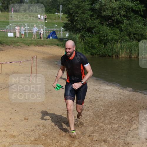 21.06.2026 - 29. Vierlanden-Triathlon Andreas Tolksdorf http://msf.ph/oto/9854158 21.06.2026 08:46:40 Schwimmen 159, 220 meine-sportfotos.de
