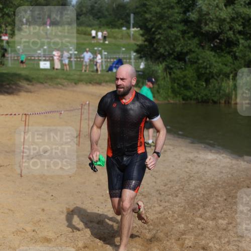 21.06.2026 - 29. Vierlanden-Triathlon Andreas Tolksdorf http://msf.ph/oto/9854168 21.06.2026 08:46:40 Schwimmen 159, 220 meine-sportfotos.de