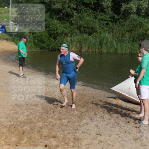 21.06.2026 - 29. Vierlanden-Triathlon Andreas Tolksdorf http://msf.ph/oto/9854188 21.06.2026 08:46:44 Schwimmen 135, 220 meine-sportfotos.de