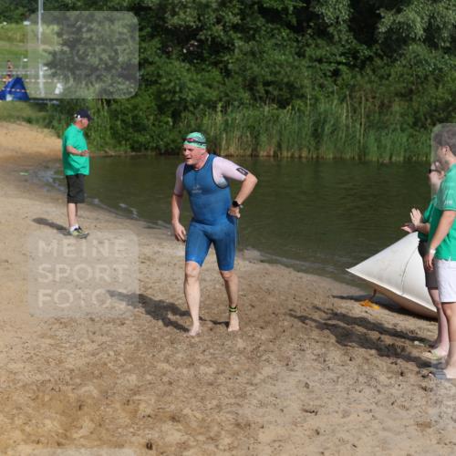 21.06.2026 - 29. Vierlanden-Triathlon Andreas Tolksdorf http://msf.ph/oto/9854191 21.06.2026 08:46:44 Schwimmen 135, 220 meine-sportfotos.de