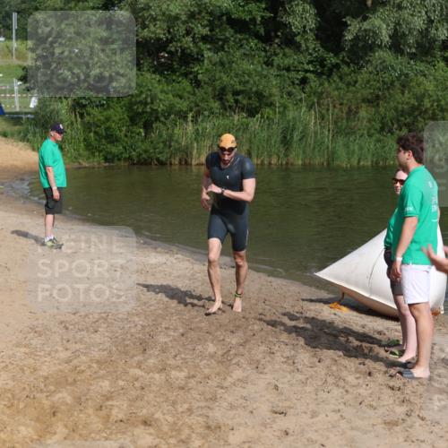 21.06.2026 - 29. Vierlanden-Triathlon Andreas Tolksdorf http://msf.ph/oto/9854234 21.06.2026 08:46:51 Schwimmen 135, 220 meine-sportfotos.de