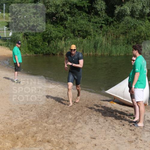 21.06.2026 - 29. Vierlanden-Triathlon Andreas Tolksdorf http://msf.ph/oto/9854238 21.06.2026 08:46:51 Schwimmen 135, 220 meine-sportfotos.de