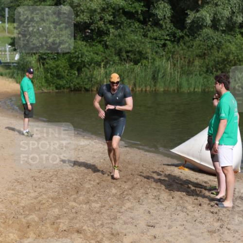 21.06.2026 - 29. Vierlanden-Triathlon Andreas Tolksdorf http://msf.ph/oto/9854248 21.06.2026 08:46:52 Schwimmen 135, 220 meine-sportfotos.de
