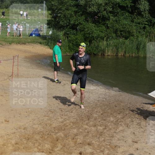 21.06.2026 - 29. Vierlanden-Triathlon Andreas Tolksdorf http://msf.ph/oto/9854278 21.06.2026 08:47:08 Schwimmen 40 meine-sportfotos.de