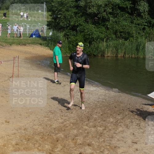 21.06.2026 - 29. Vierlanden-Triathlon Andreas Tolksdorf http://msf.ph/oto/9854281 21.06.2026 08:47:08 Schwimmen 40 meine-sportfotos.de