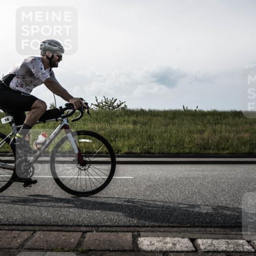 21.06.2026 - 29. Vierlanden-Triathlon H.Heesch http://msf.ph/oto/9854306 21.06.2026 08:54:37 Radfahren 18, 147, 173 meine-sportfotos.de