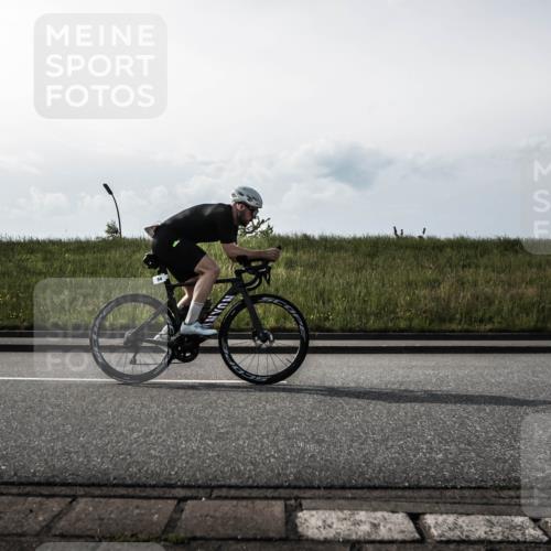 21.06.2026 - 29. Vierlanden-Triathlon H.Heesch http://msf.ph/oto/9854309 21.06.2026 08:54:56 Radfahren 34, 39, 84, 104 meine-sportfotos.de