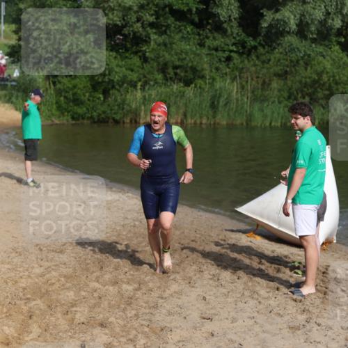 21.06.2026 - 29. Vierlanden-Triathlon Andreas Tolksdorf http://msf.ph/oto/9854328 21.06.2026 08:47:44 Schwimmen 90, 136, 180 meine-sportfotos.de