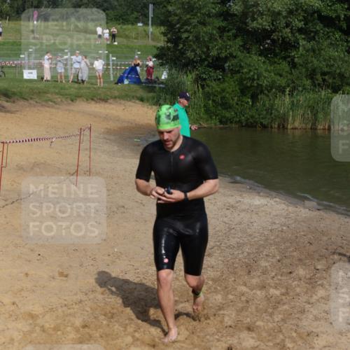 21.06.2026 - 29. Vierlanden-Triathlon Andreas Tolksdorf http://msf.ph/oto/9854351 21.06.2026 08:47:49 Schwimmen 90, 118, 136, 180 meine-sportfotos.de