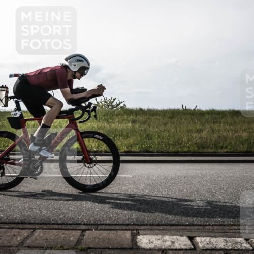 21.06.2026 - 29. Vierlanden-Triathlon H.Heesch http://msf.ph/oto/9854374 21.06.2026 09:00:49 Radfahren 157 meine-sportfotos.de