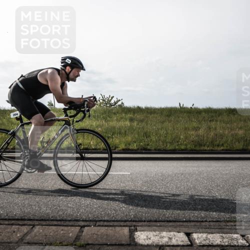 21.06.2026 - 29. Vierlanden-Triathlon H.Heesch http://msf.ph/oto/9854391 21.06.2026 09:02:03 Radfahren 204, 1353 meine-sportfotos.de