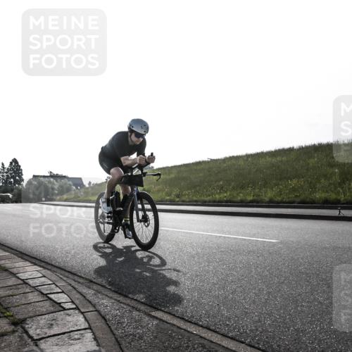 21.06.2026 - 29. Vierlanden-Triathlon H.Heesch http://msf.ph/oto/9854417 21.06.2026 08:52:20 Radfahren 99, 197 meine-sportfotos.de