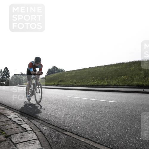21.06.2026 - 29. Vierlanden-Triathlon H.Heesch http://msf.ph/oto/9854419 21.06.2026 08:52:21 Radfahren 99, 197 meine-sportfotos.de