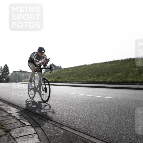 21.06.2026 - 29. Vierlanden-Triathlon H.Heesch http://msf.ph/oto/9854437 21.06.2026 08:54:14 Radfahren 44, 169 meine-sportfotos.de