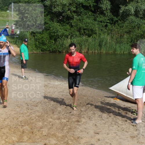21.06.2026 - 29. Vierlanden-Triathlon Andreas Tolksdorf http://msf.ph/oto/9854439 21.06.2026 08:47:59 Schwimmen 118, 130, 175 meine-sportfotos.de